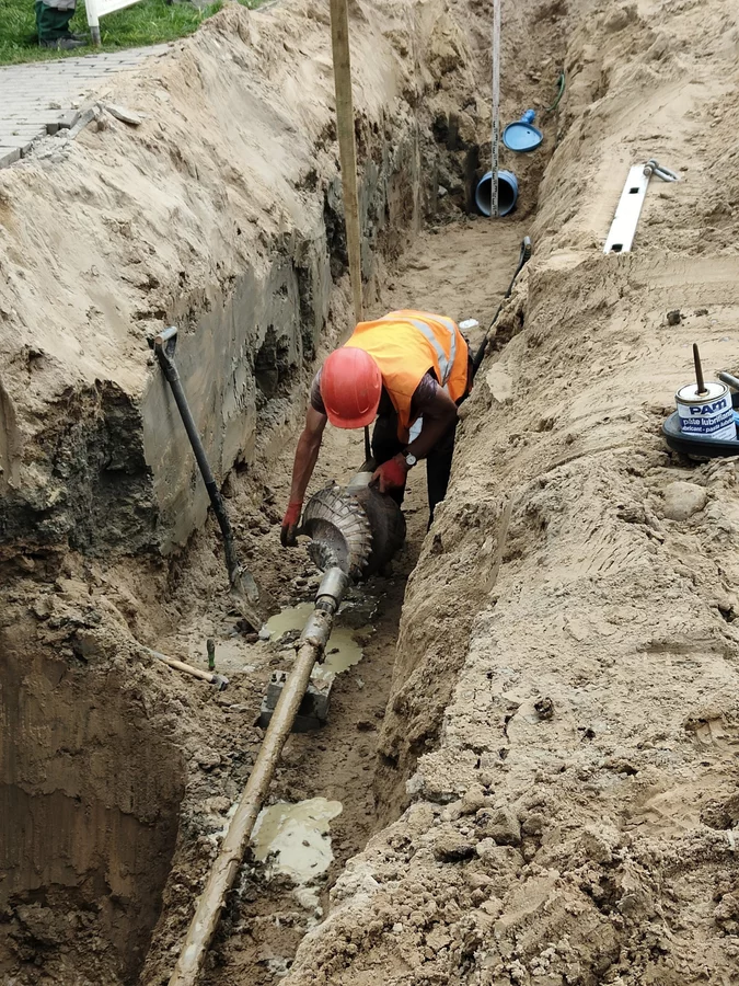 Pomimo wakacji roboty idą pełną parą! 