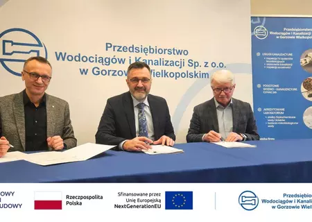 Podpisanie umowy na budowę kanalizacji w ul. Kasprzaka